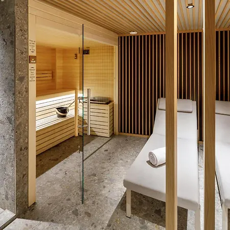 Alpha By Fassbind Hotel 4*